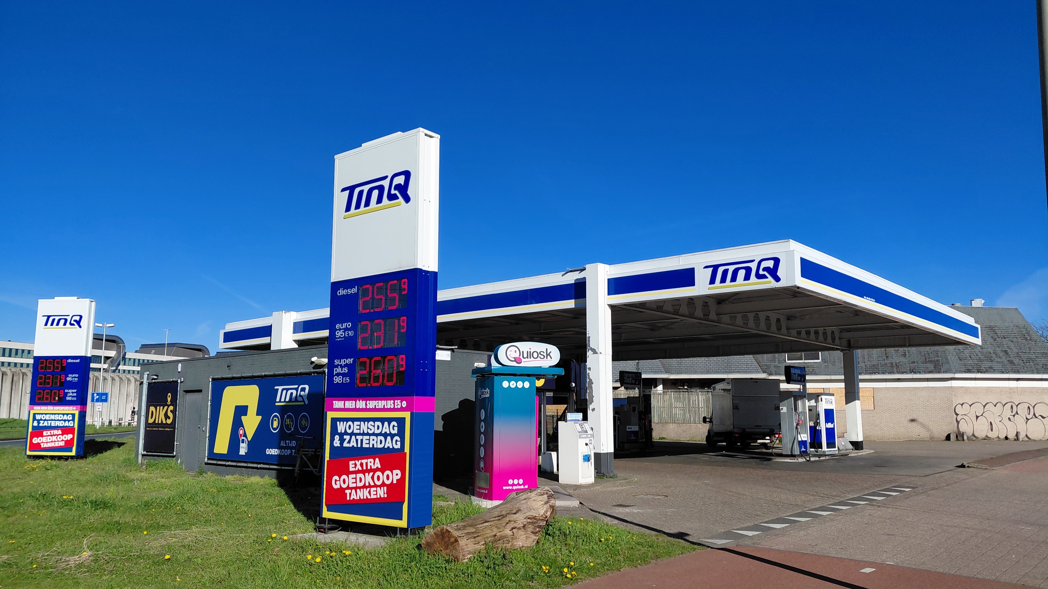 De prijzen aan de pomp stijgen iedere dag. Foto Tessa Heerschop