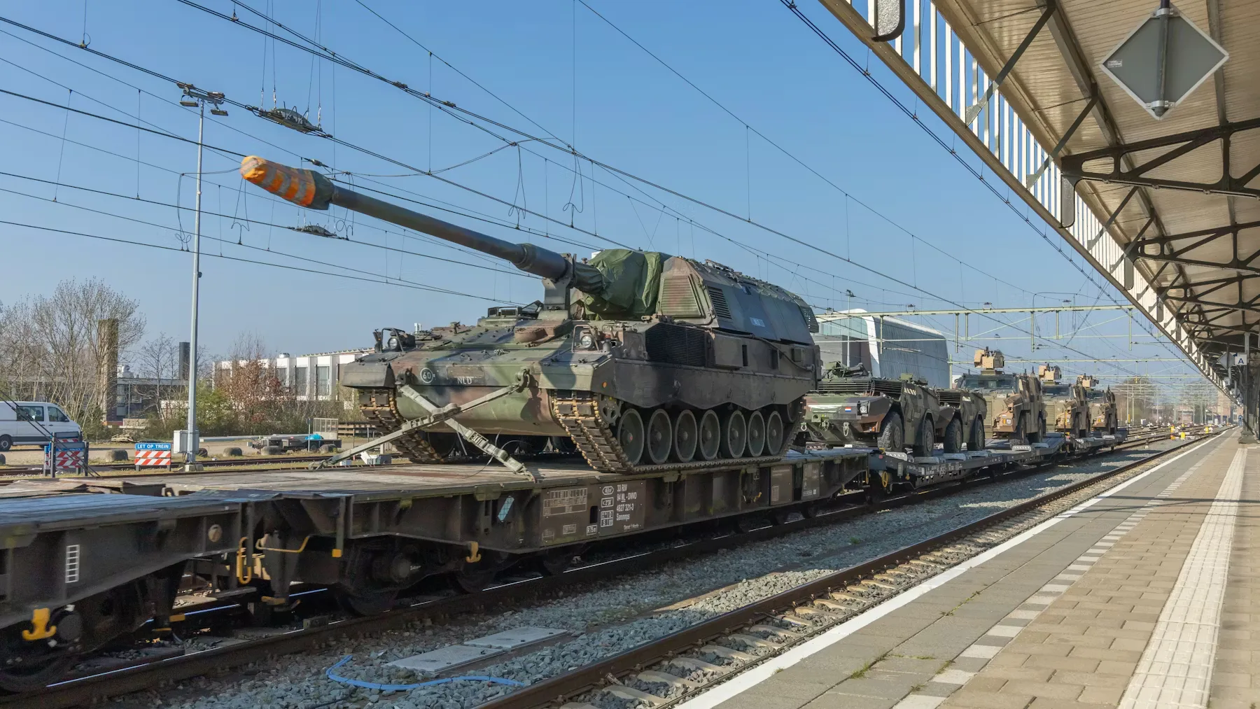 De heropleving van de defensie-industrie zorgt volgens onderzoek voor meer vraag naar logistiek vastgoed. Foto: PixelBiss / Shutterstock