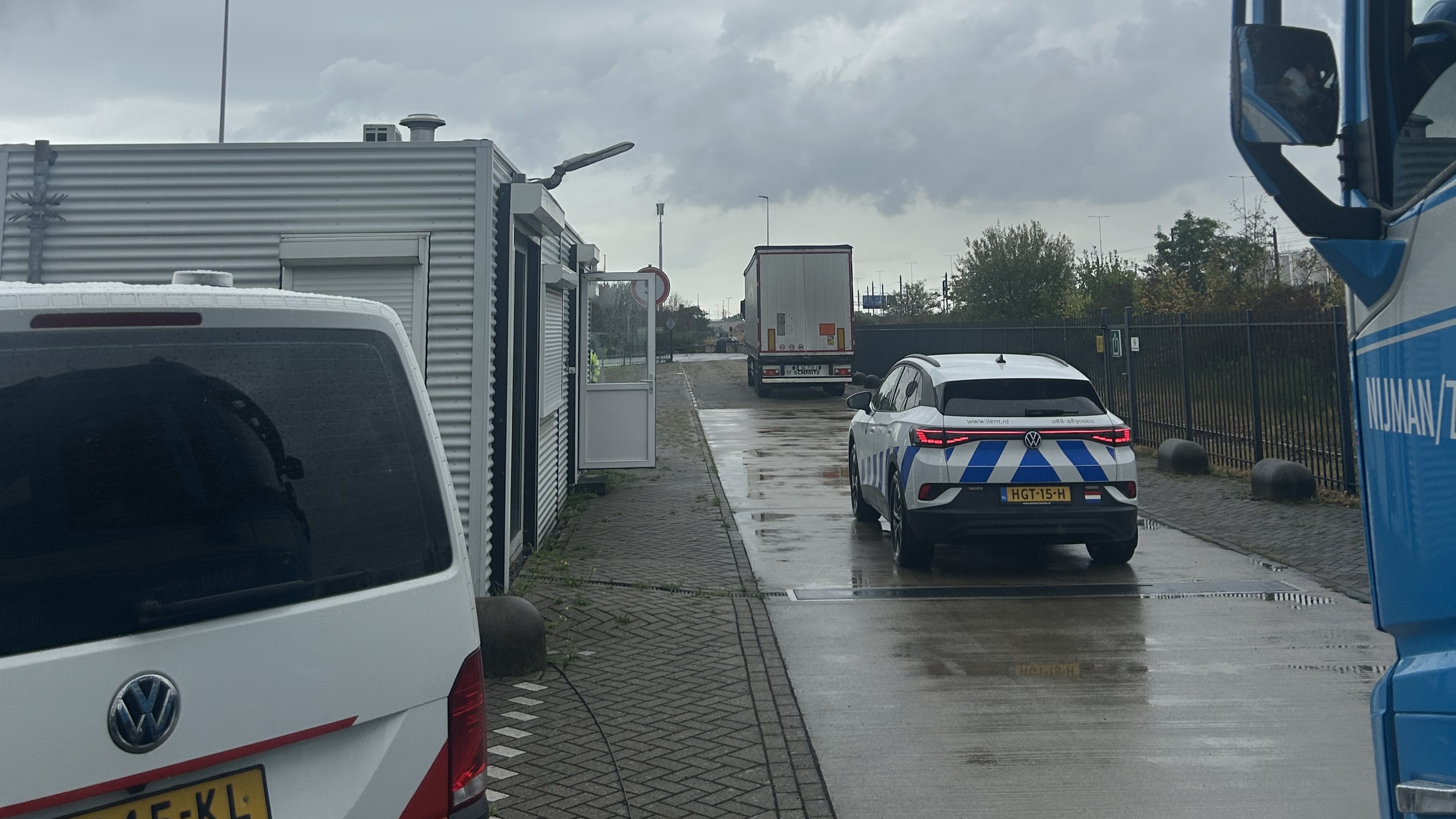 Controle in de Botlek. Foto: Logistiek.nl