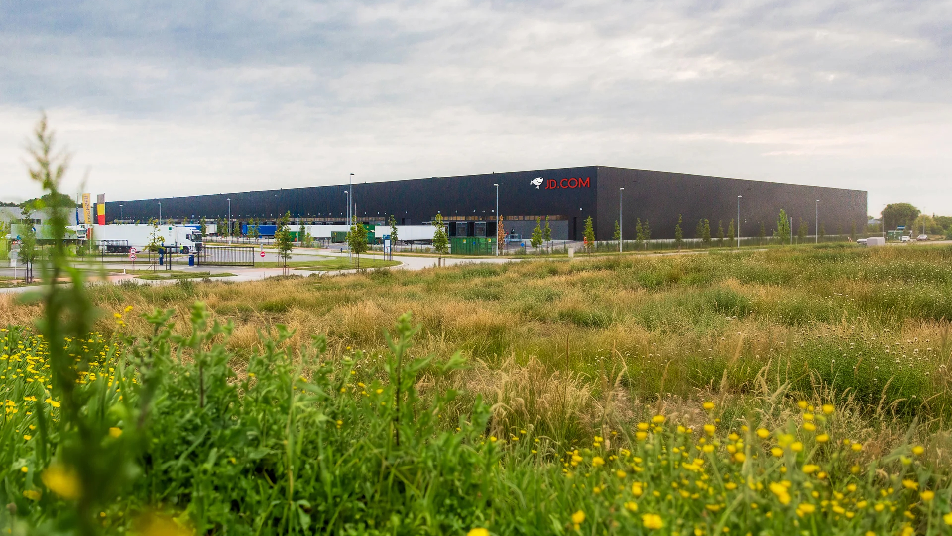 Webwinkelreus JD.com breidt verder uit en huurt ruim 47.000 m2 van Montea